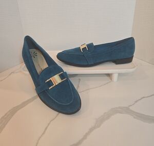 Isaac Mizrahi Teal Suede Loafers with Gold Detail